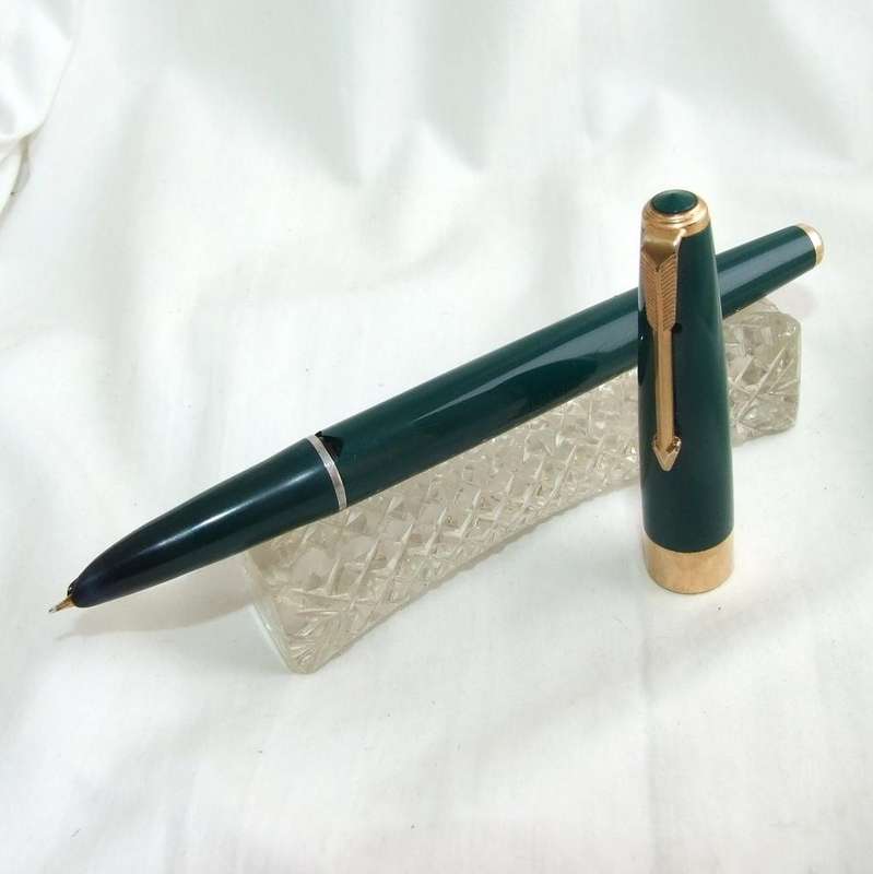Vintage green double jewel PARKER "17" Super Duofold fountain pen in working condition