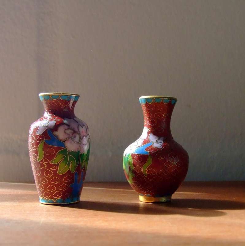 Two beautiful vintage brass and enamel cloisonne miniature vases in great condition