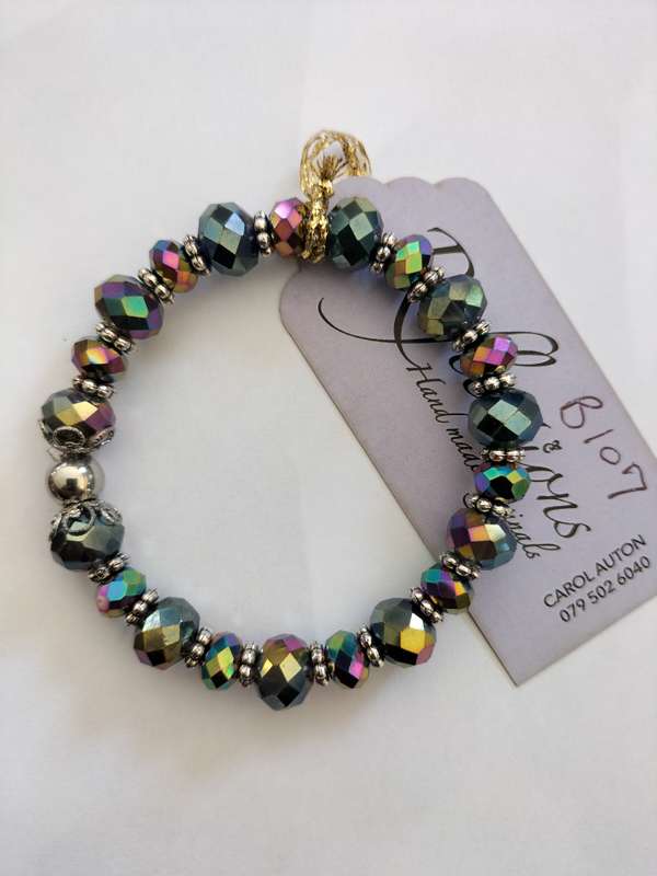 Multi-colour crystal bracelet Med & sml. B107