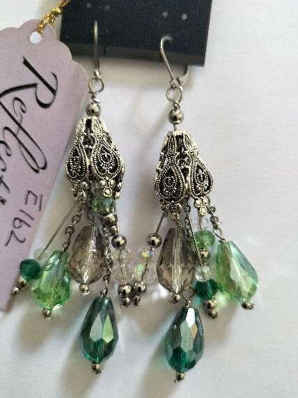 St Steel crystal cascade earrings. E162