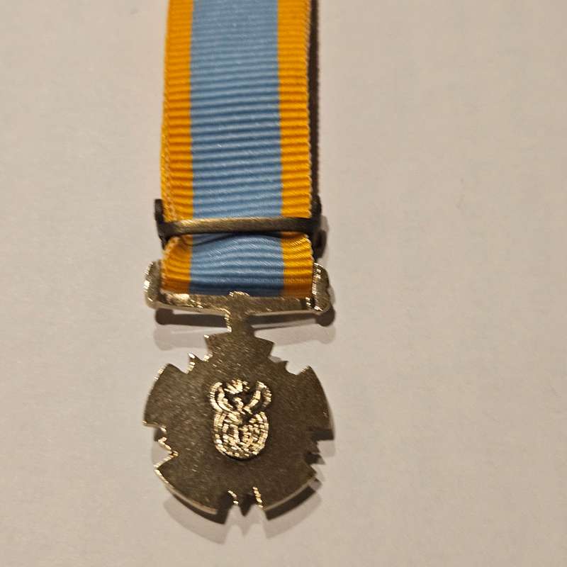 Gold Leopard Decoration for Bravery MINIATURE