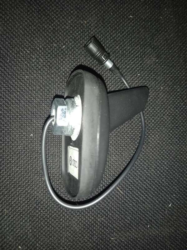 Car Roof Antenna / Arial Shark Fin for VW Volkswagen