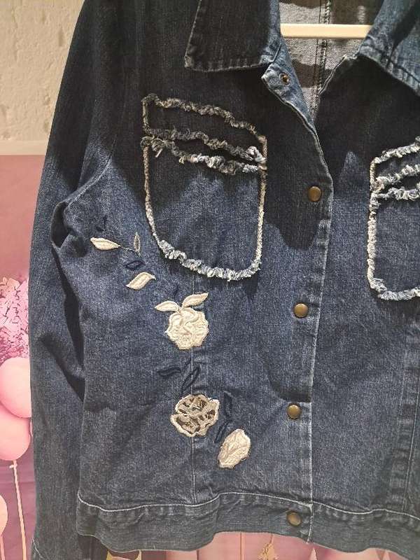 Denim Jacket : Med