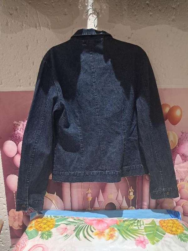 Denim Jacket : Med
