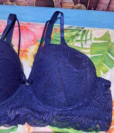 Bra:  46D