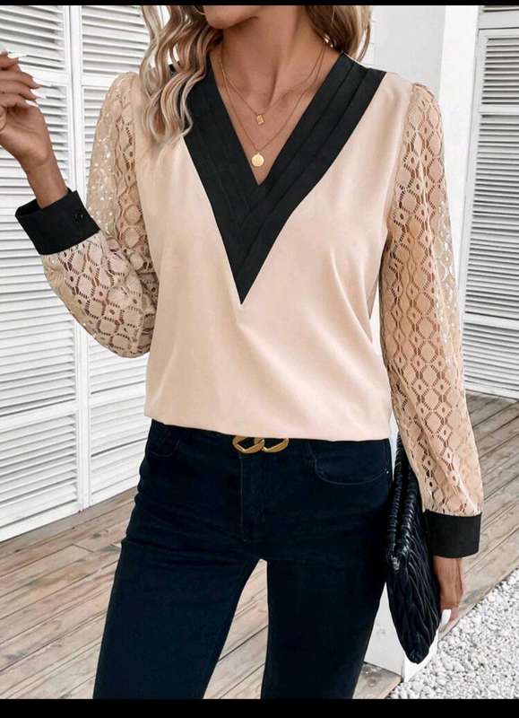 Stunning Long sleeve  Top: Med