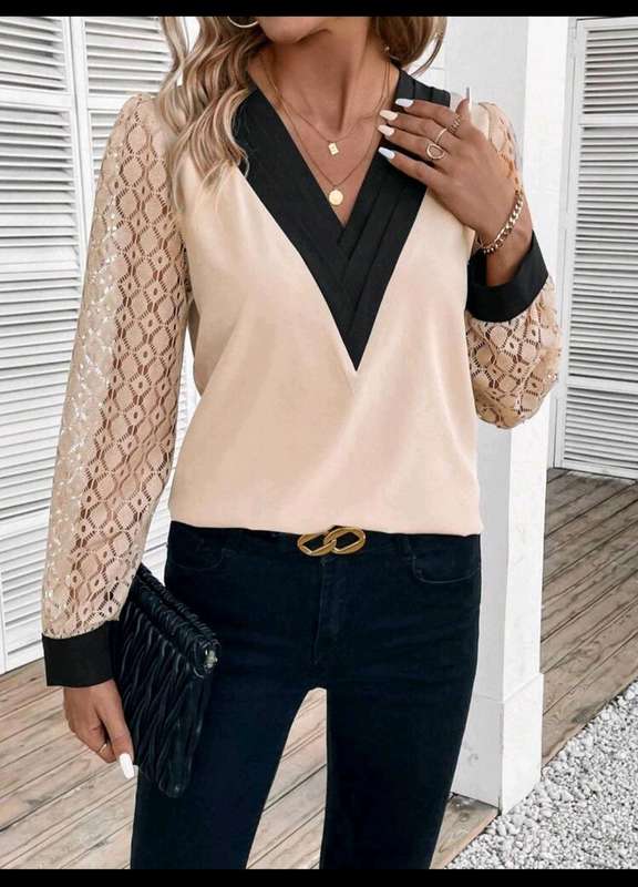 Stunning Long sleeve  Top: Med