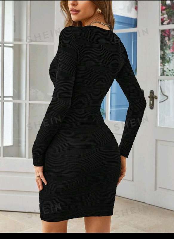 Stunning Dress: Large