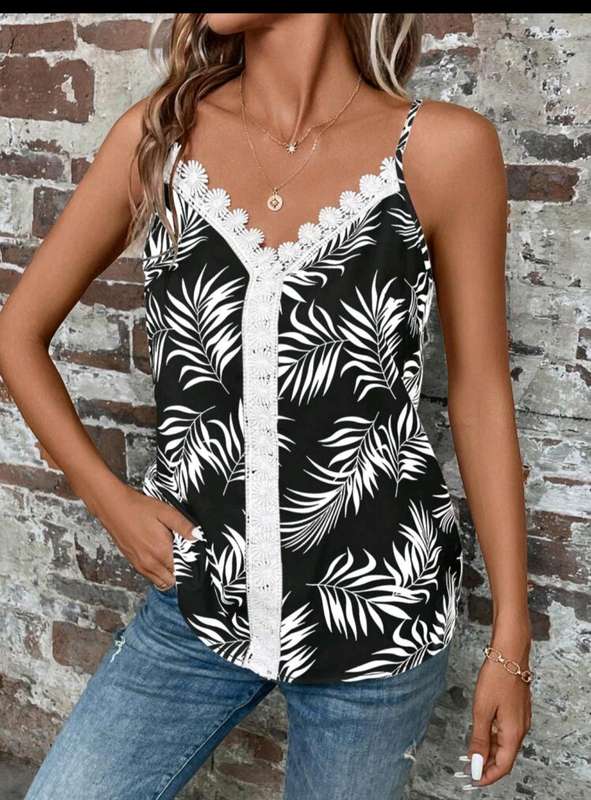 Stunning  Top: Small