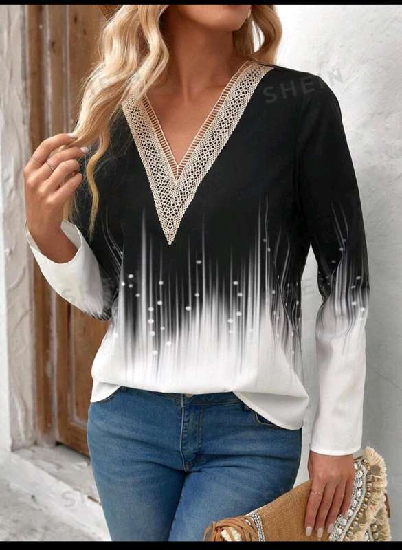 Stunning Long sleeve  Top: Small