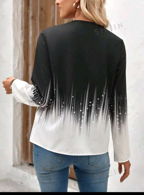Stunning Long sleeve  Top: Small