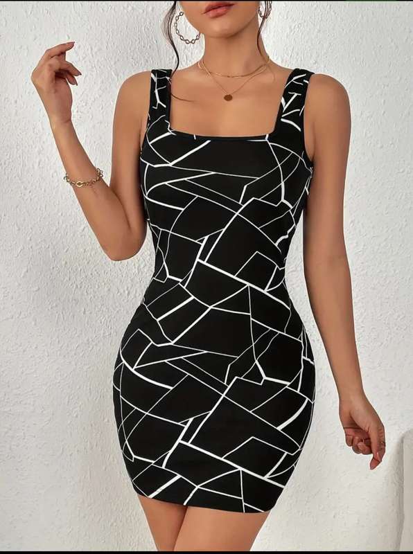 Stunning  Dress:  Large