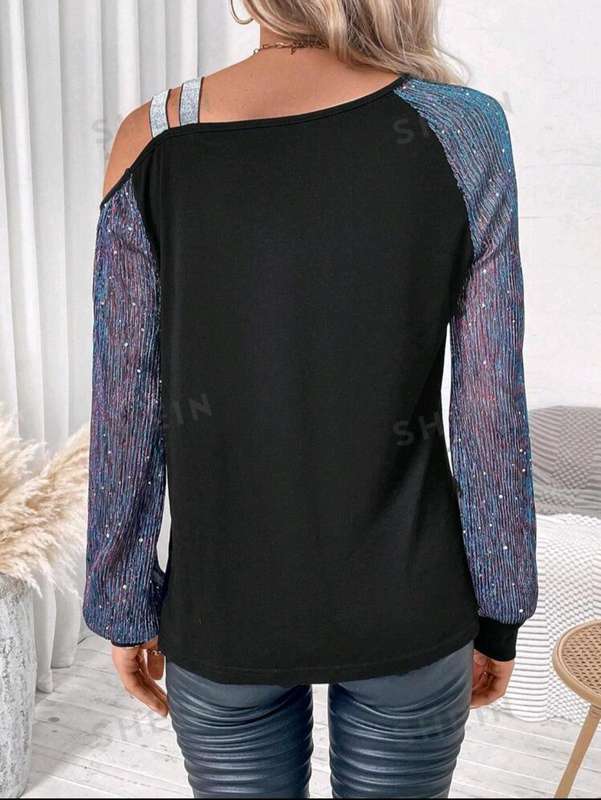 Stunning long sleeve Top:  Large