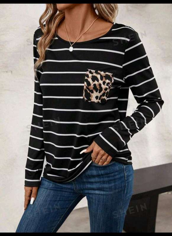 Stunning long sleeve Top:  XL