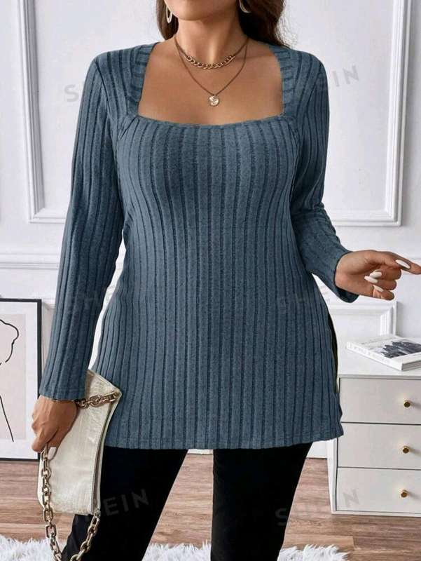 Stunning long sleeve Top:  XL
