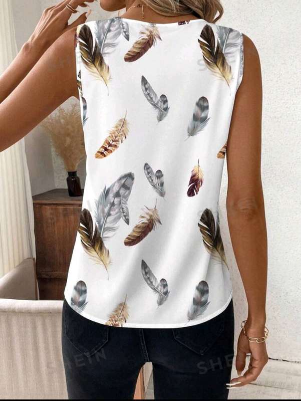 Stunning Top: XL