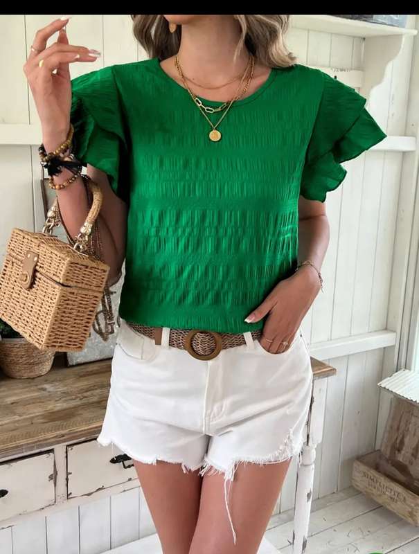 Stunning  Top:  Large