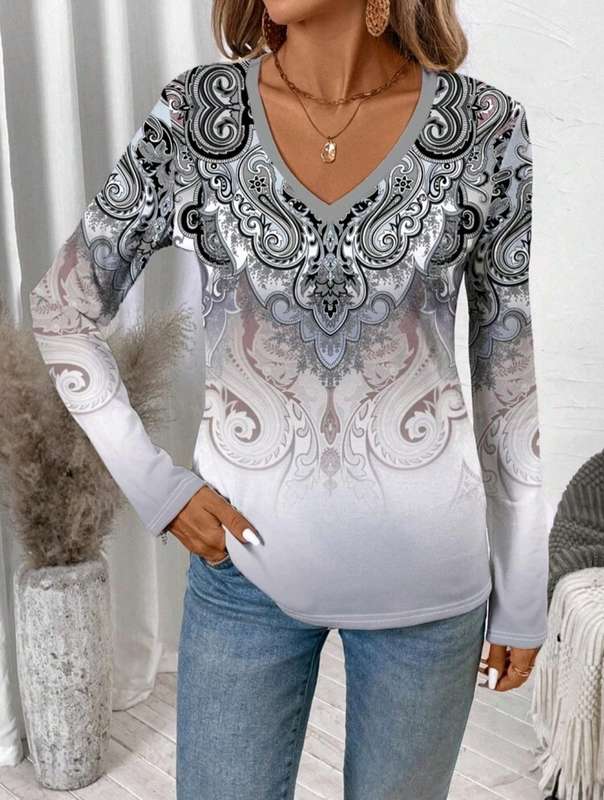 Stunning Long sleeve  Top: Large