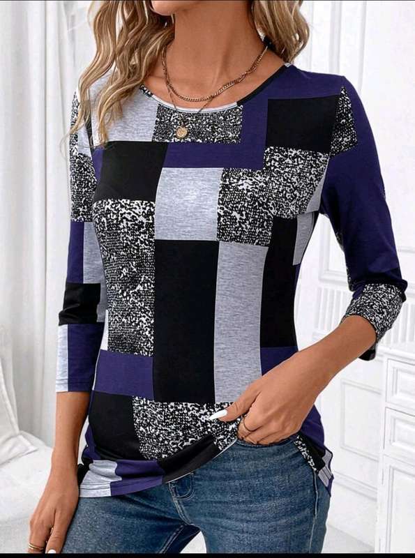 Sleeve Top: Large