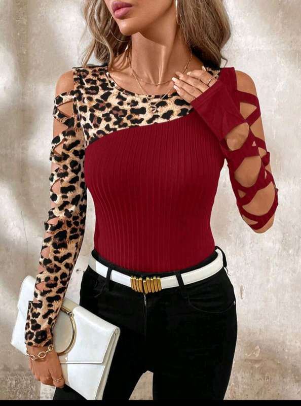 Stunning  Top:  Large
