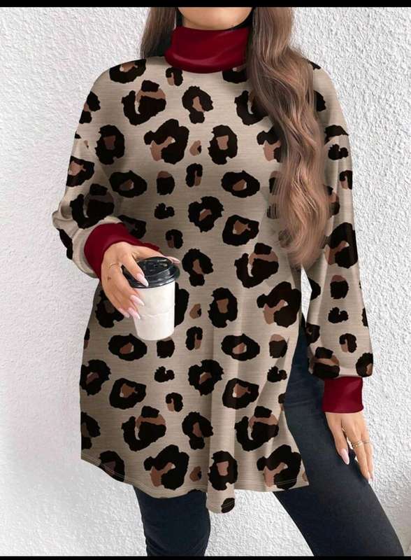 Stunning long sleeve Top:  4XL