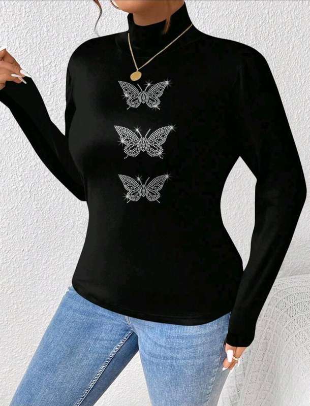 Stunning  Long sleeve Top:  2XL