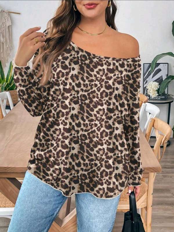 Stunning long sleeve Top:  3XL