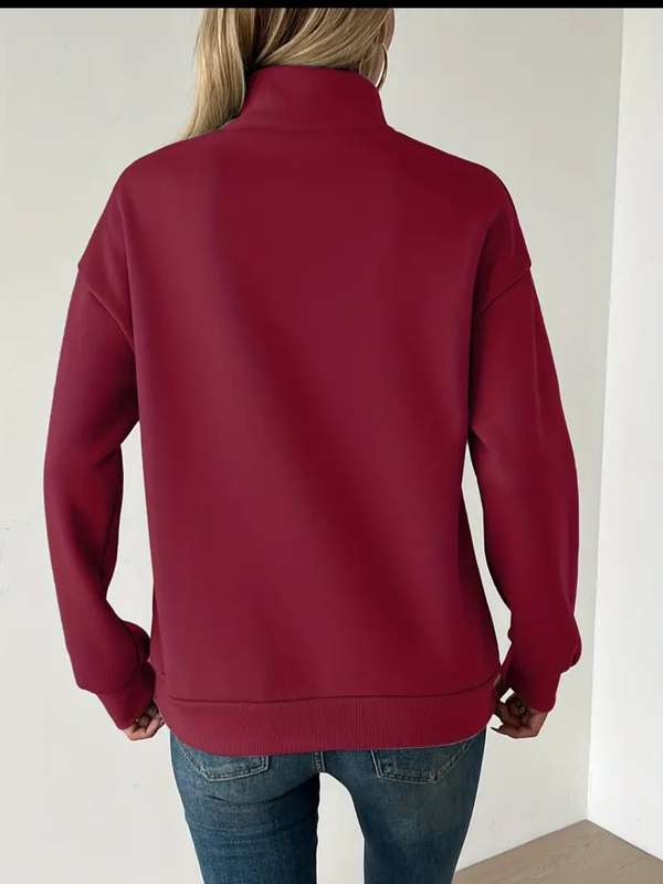 Stunning  Sweatshirt:  XXL