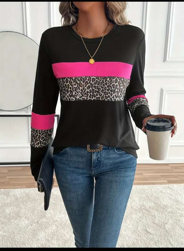 Stunning  Top:  XXL