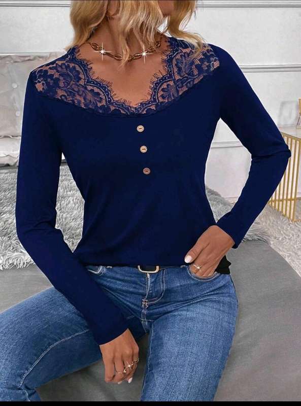 Stunning  Long sleeve Top:  Small