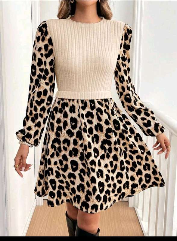 Stunning  Dress: Large