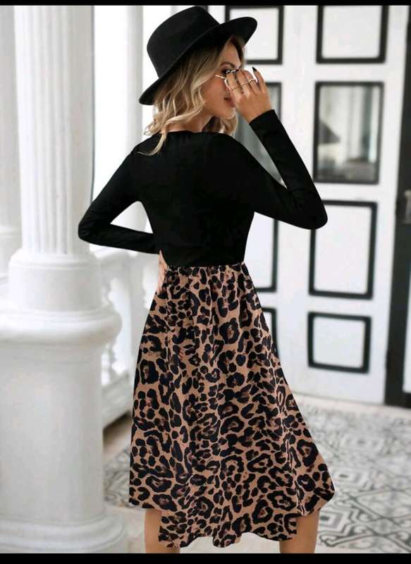 Stunning  Dress: Large
