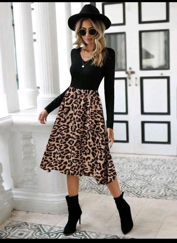 Stunning  Dress: Large
