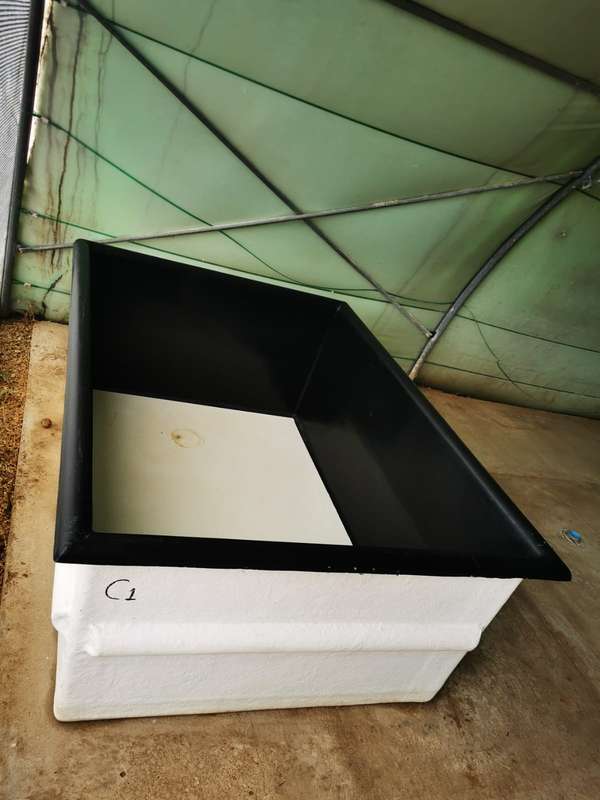 2,000 litre Fibreglass Fish Tank - 2.0m x 1.4m x 0.8m