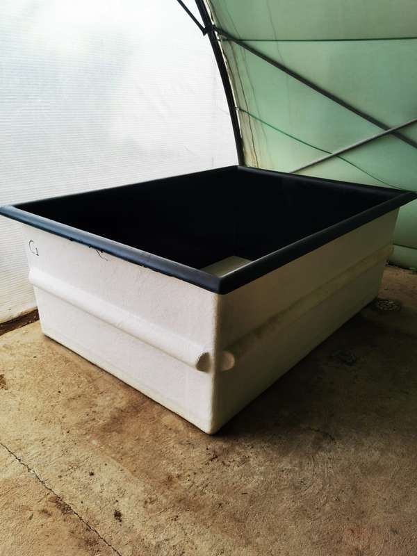 2,000 litre Fibreglass Fish Tank - 2.0m x 1.4m x 0.8m