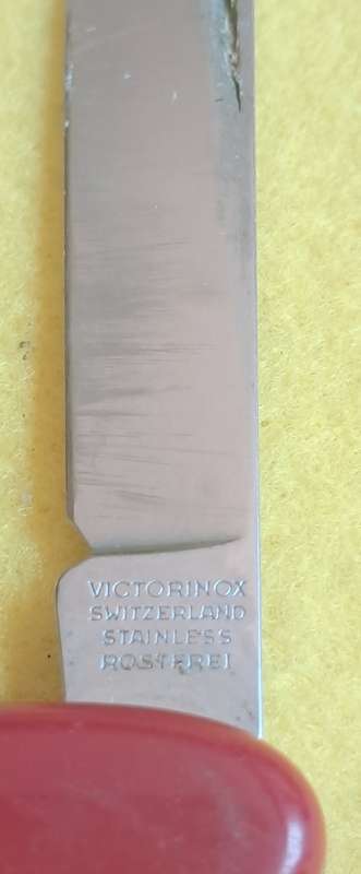 Victorinox pocketknife