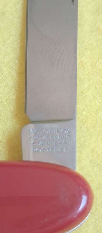 Victorinox Switzerland pocketknife
