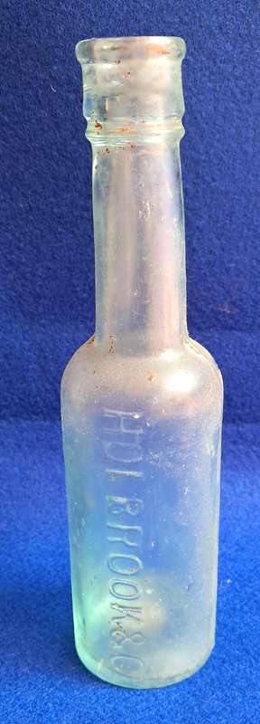 Holbrooks & Co glass bottle