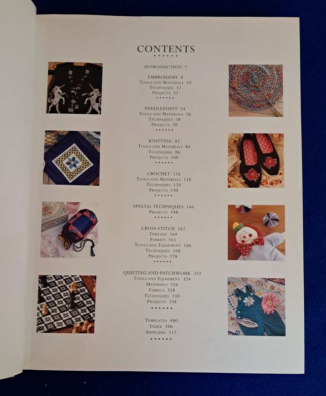 The Encyclopedia of Needlecrafts - Lucinda Ganderton & Dorothy Wood