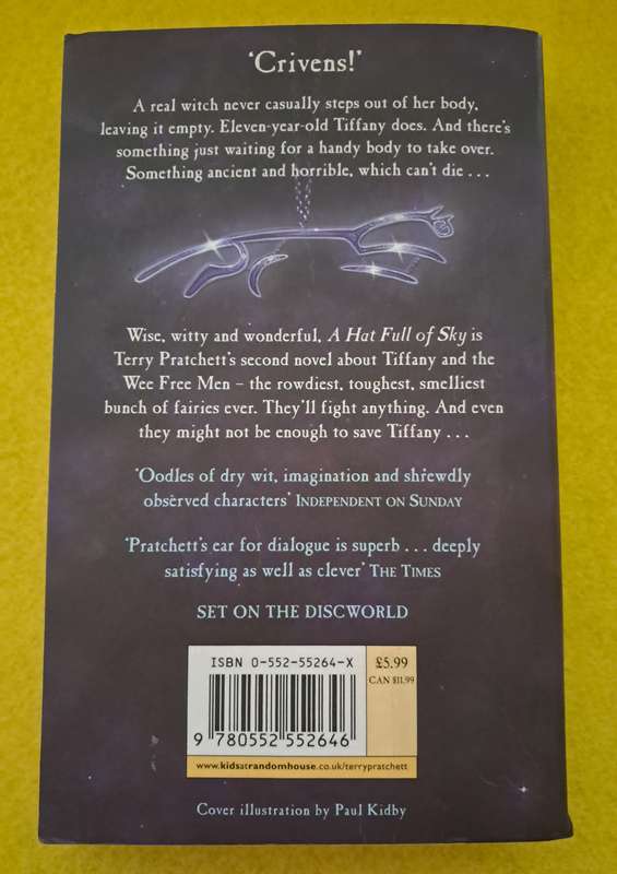A hat full of Sky - Terry Pratchett