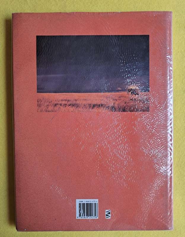a Day in the Life of an African Elephant - Anthony Hall-Martin