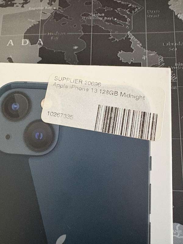 Apple iPhone 13 - 128GB- Midnight