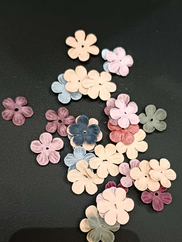 30 craft flowers