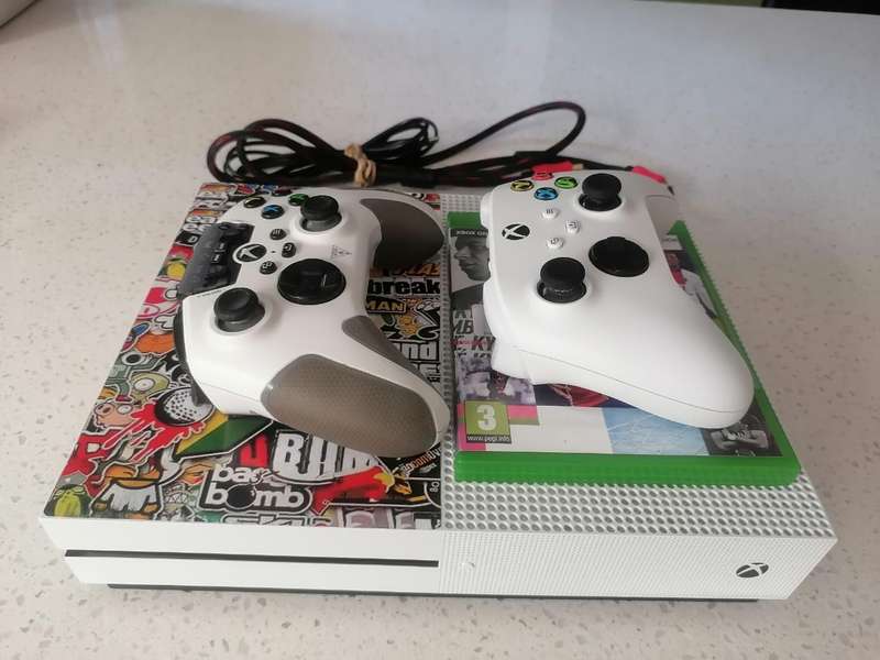 Xbox 1s Console