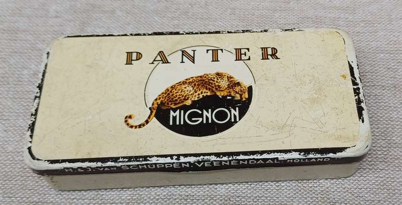 Vintage Panter Cigar Tin