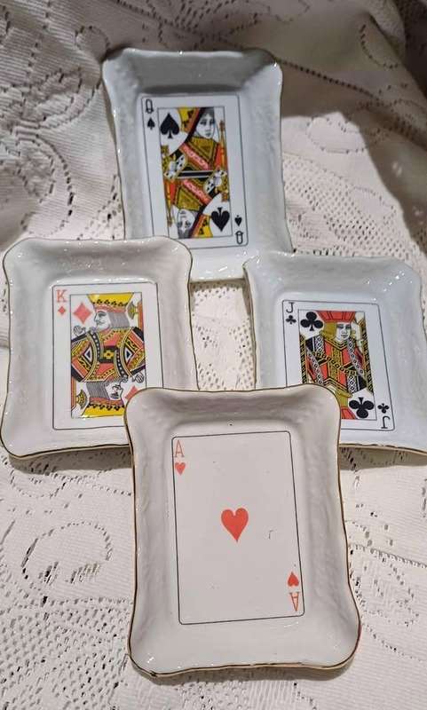 Vintage Playing Cards Theme Porcelain Ash Trays