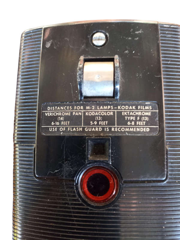 Vintage Brownie Starflash Dakon lens 126 camera in good working condition