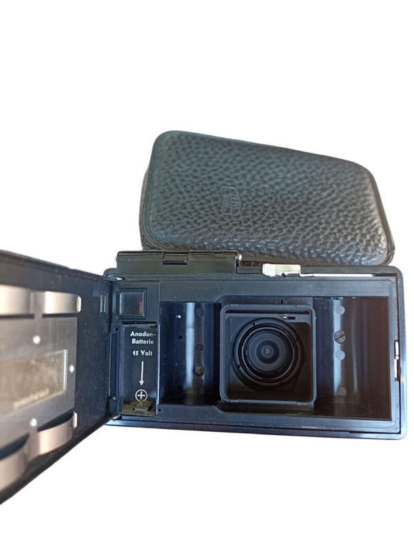 Vintage Zeiss Ikon Ikomatic F Camera with leather carry case