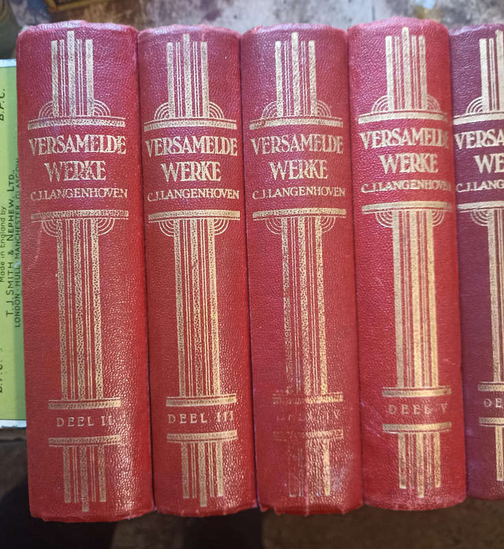 Versamelde Werke CJ Langenhoven-11 x books (1-1935, 3 x 1936, 5 x 1937, 2 x 1938)-sell per book
