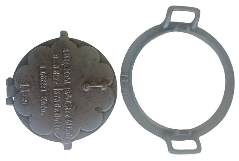Big heavy Antique German Cast Iron Heart Waffle maker with holding ring and recipe-Dia. 32 cm